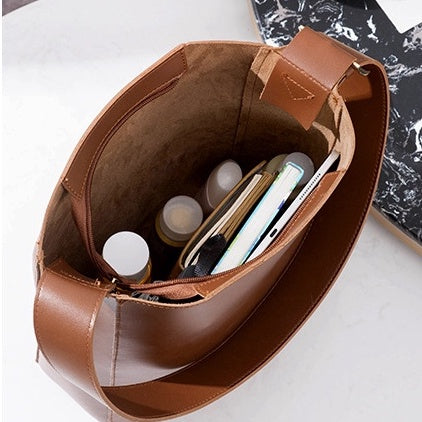 IELGY New Korean version of the bucket bag female shoulder slung handbag