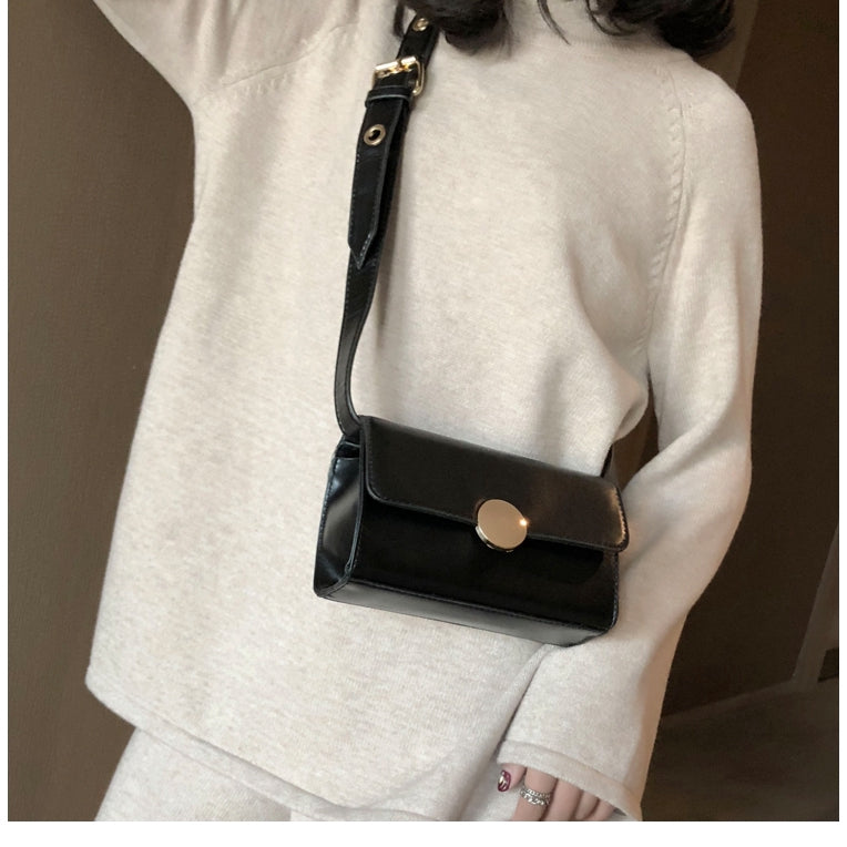 IELGY Women's small bag new Korean fashion wild small square bag