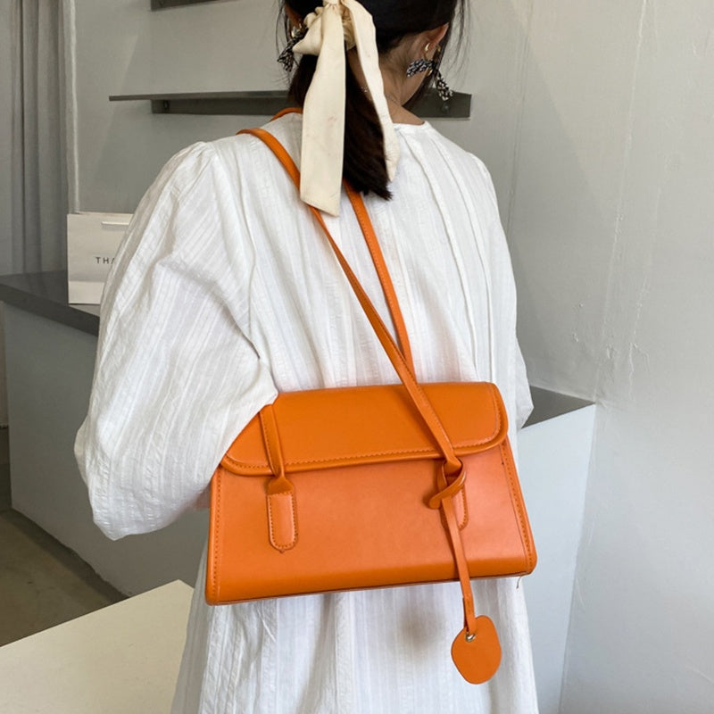 IELGY shoulder bag fashion simple black handbag retro big bag
