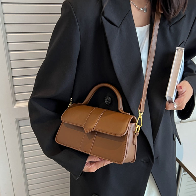 IELGY Retro portable embroidery thread niche all-match one-shoulder messenger small square bag women