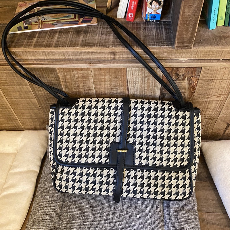 IELGY Korean retro one-shoulder small square bag lattice flap