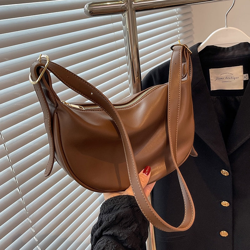 IELGY One-shoulder underarm bag women's high-end Western-style dumpling bag