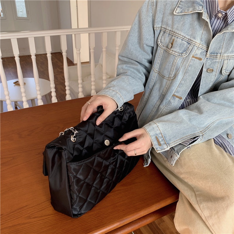 IELGY Women's Bags New Rhombus Large-capacity Nylon Bags Retro Chains Diagonal Shoulder Tote Bags