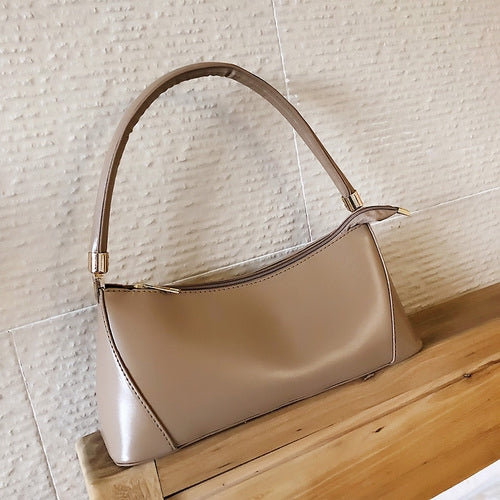IELGY  Textured bag girl 2020 spring/summer new small commuter hundred with a solid color law stick under the bag one-shoulder handbag tide