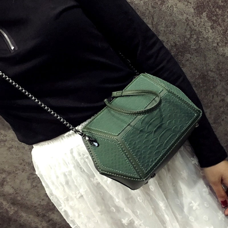 IELGY Chain bag handbags fashion Korean version of the rhombus wild Messenger bag girl bag mini
