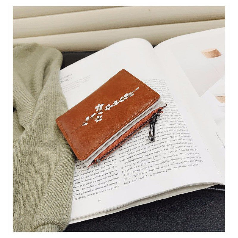 IELGY Vintage ladies short embroidered zip wallet