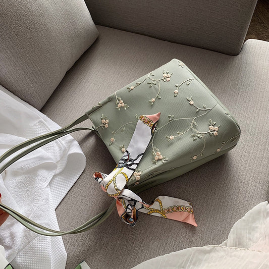IELGY Chain bucket bag lace embroidery bag handbags national wind single shoulder slung casual