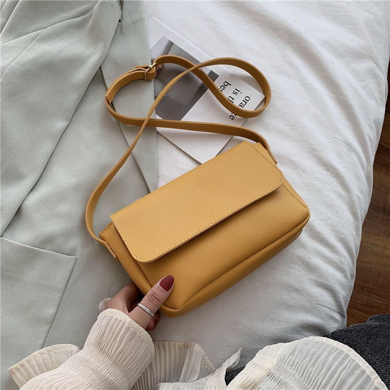 IELGY Solid color Casual All-match All-match Women's bag Trendy Black One shoulder Korean version Crossbody