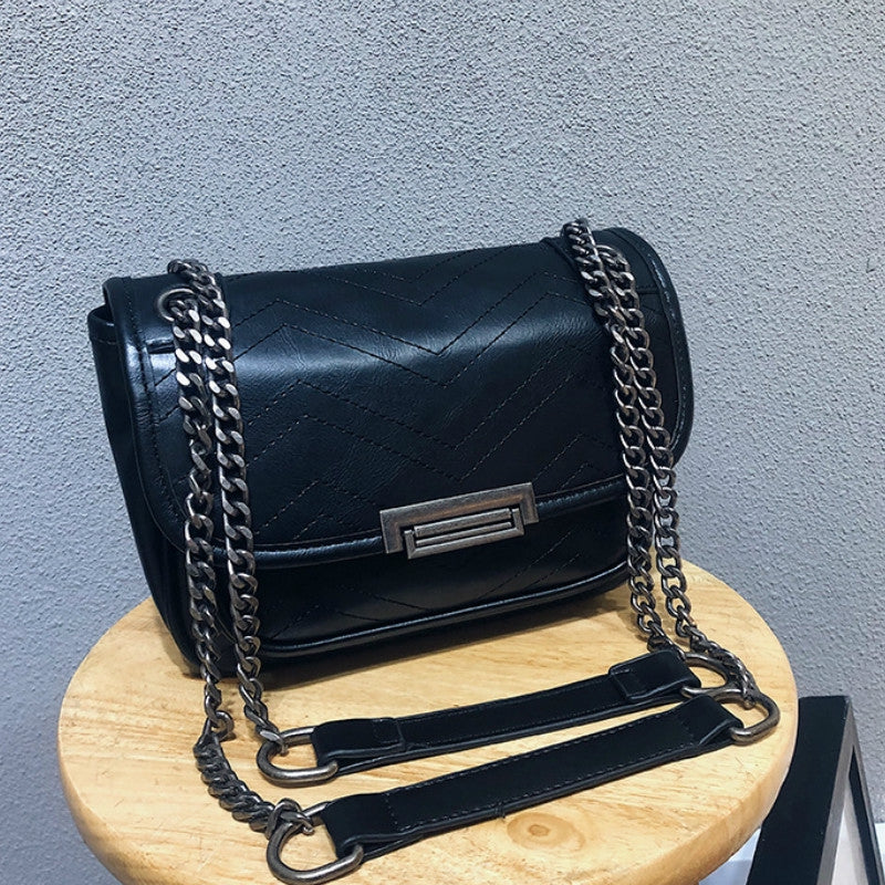 IELGY Fashion retro women's bag diamond chain bag shoulder Messenger bag