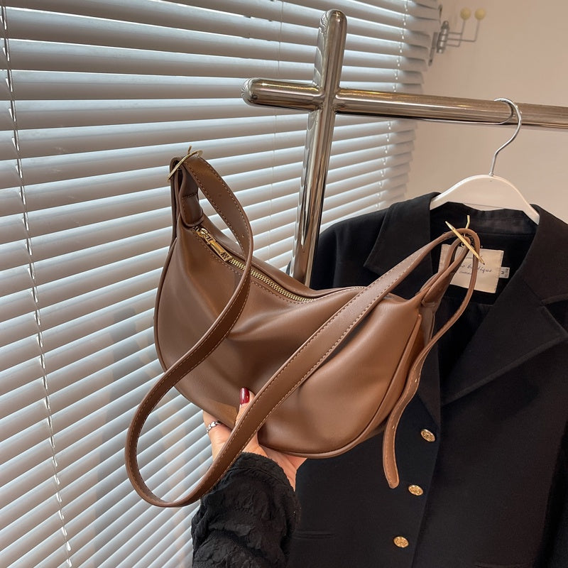 IELGY One-shoulder underarm bag women's high-end Western-style dumpling bag