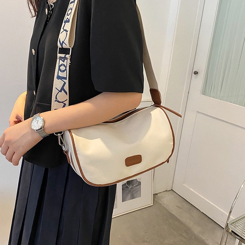IELGY Women's light casual messenger small square bag