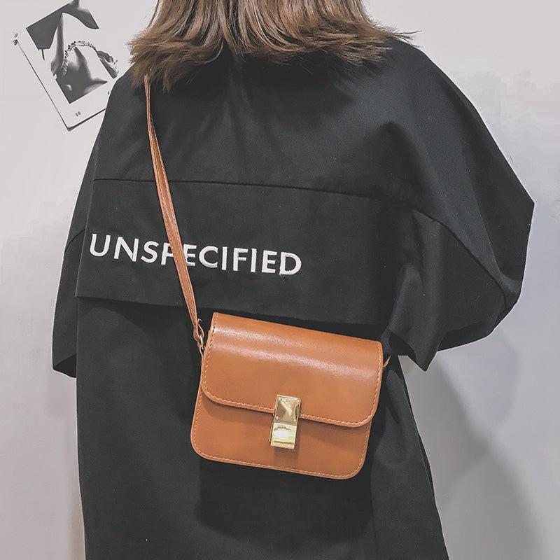 IELGY Classic Lock Crossbody Small Square Bag