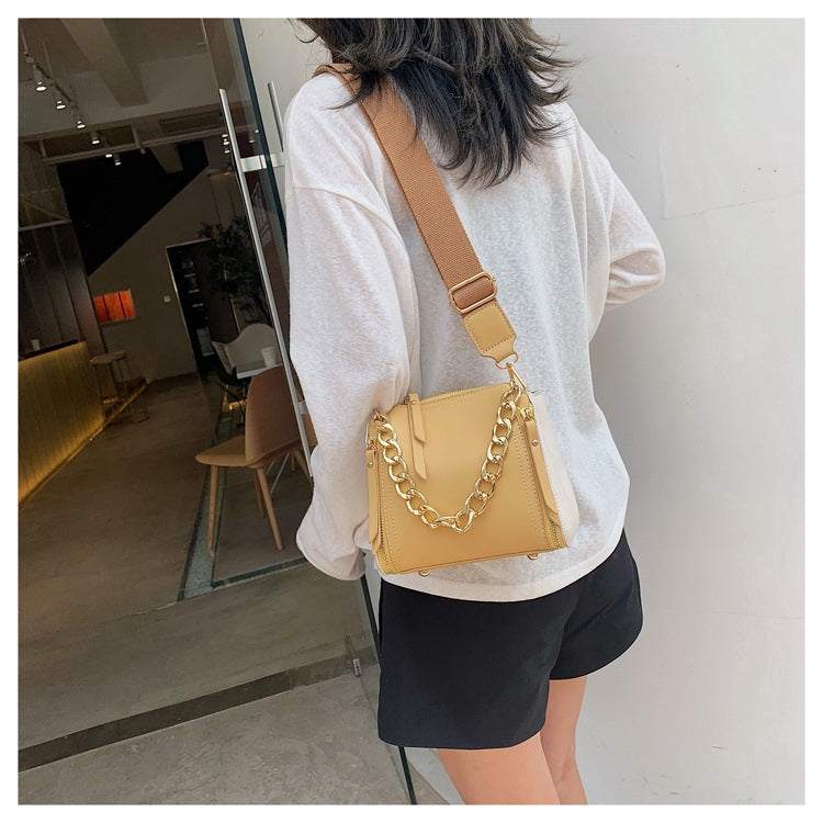IELGY Contrast Chain Portable Bucket Bag Broadband Shoulder Crossbody Bag