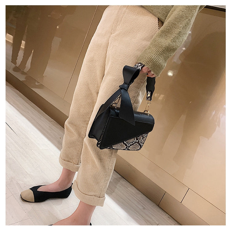 IELGY Snake Handbag Package Chain Party Bag