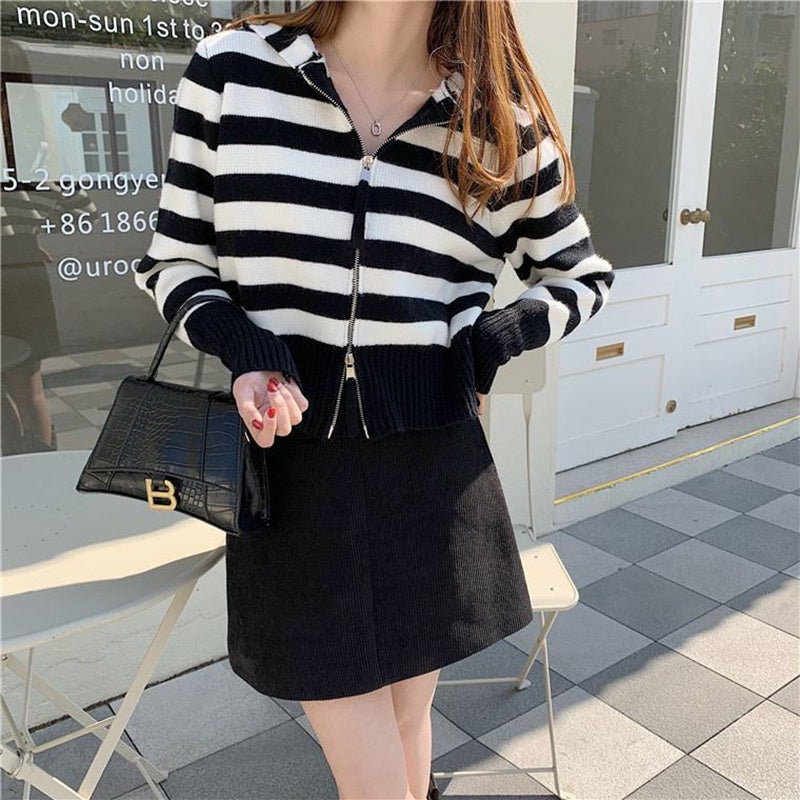 IELGY fashion design hooded double zipper short knitted sweater cardigan