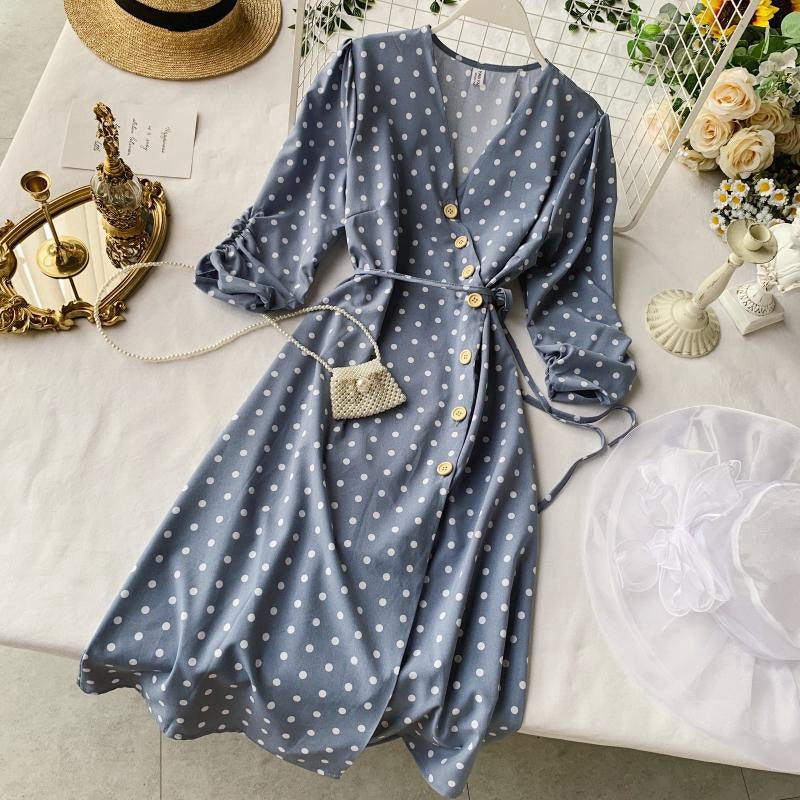 IELGY V-neck design pleated dress
