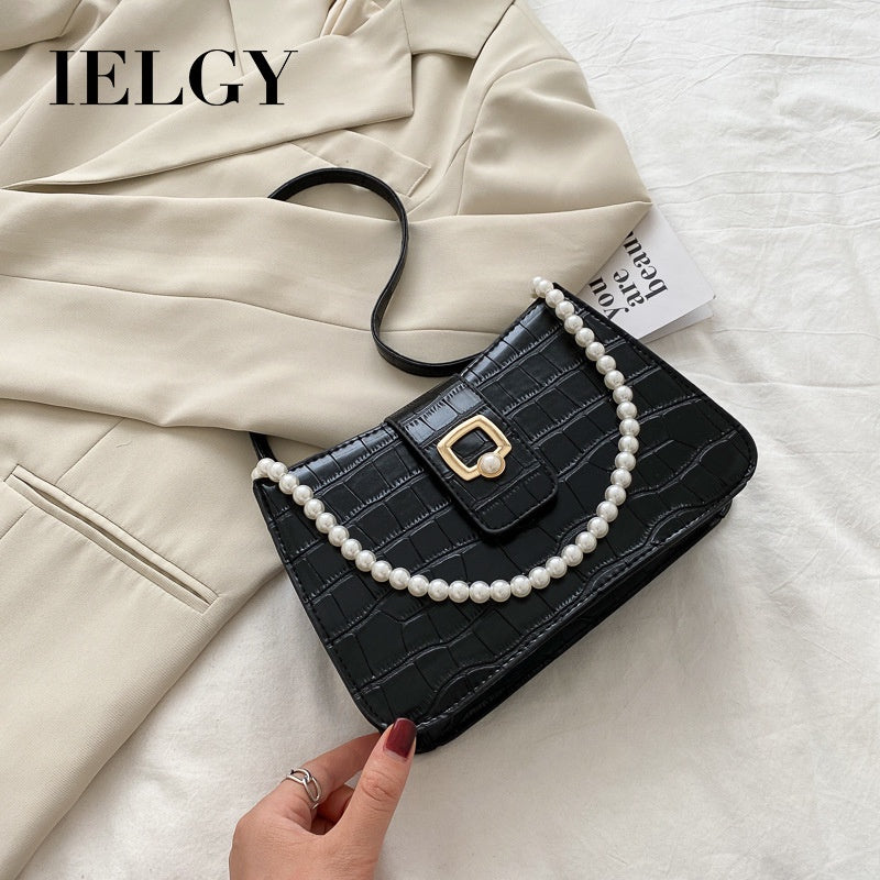 IELGY is fresh and popular, one-shoulder messenger ins fashion