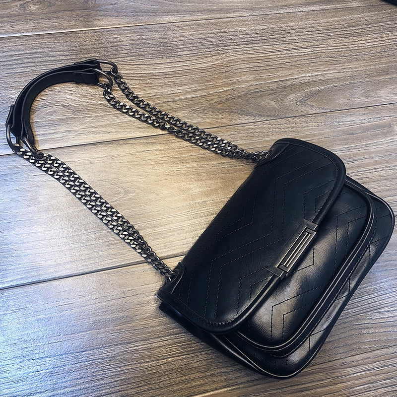 IELGY Fashion retro women's bag diamond chain bag shoulder Messenger bag