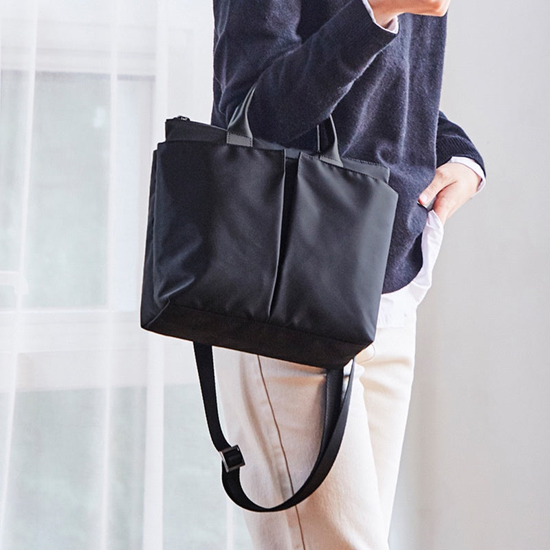 IELGY Korean version of nylon solid color simple temperament pocket diagonal handbag