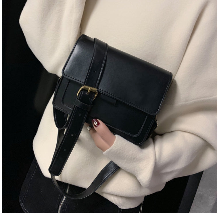 IELGY Chic one shoulder slung retro port wind lady small square bag