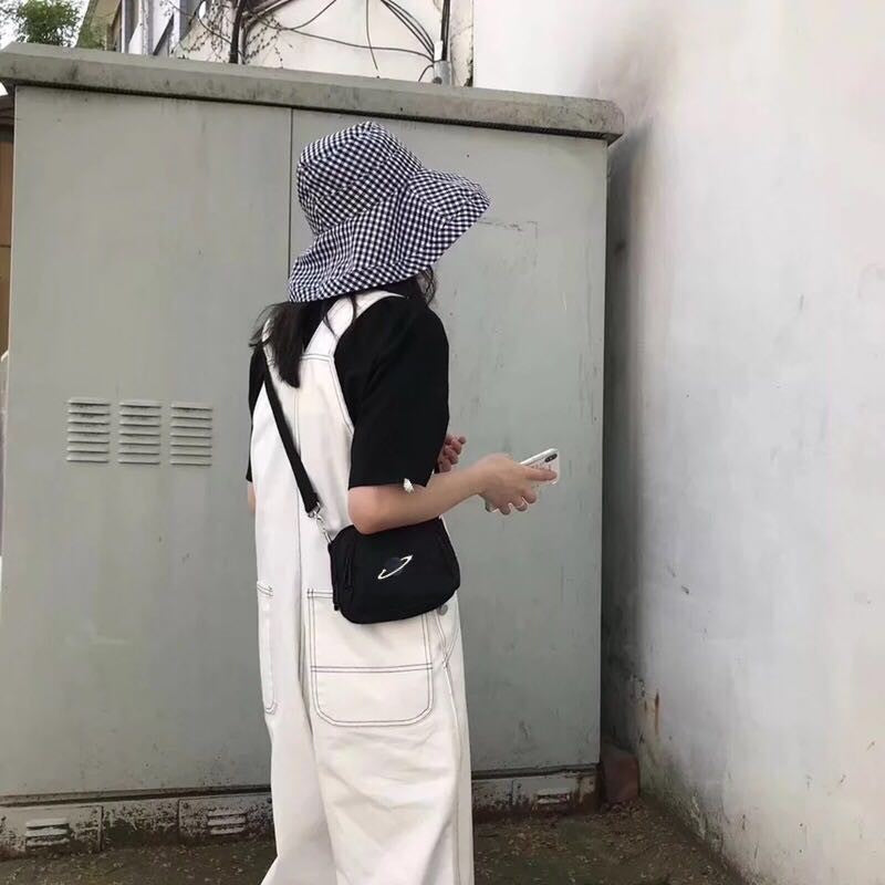 IELGY Diagonal canvas bag fashion messenger bag