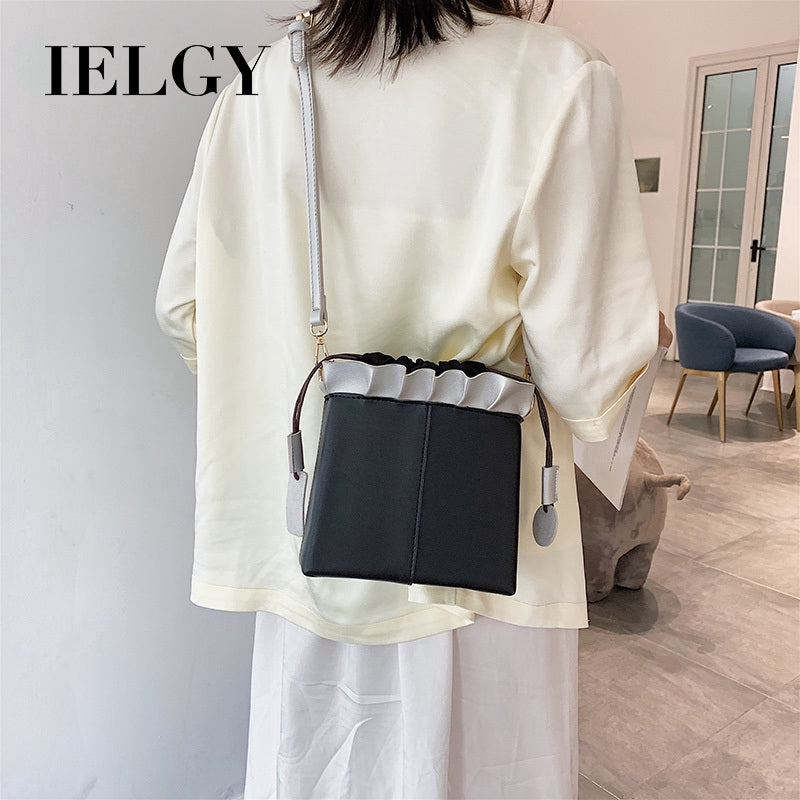 IELGY Bucket bag fashion foreign shoulder shoulder bag Korean version of the simple small bag