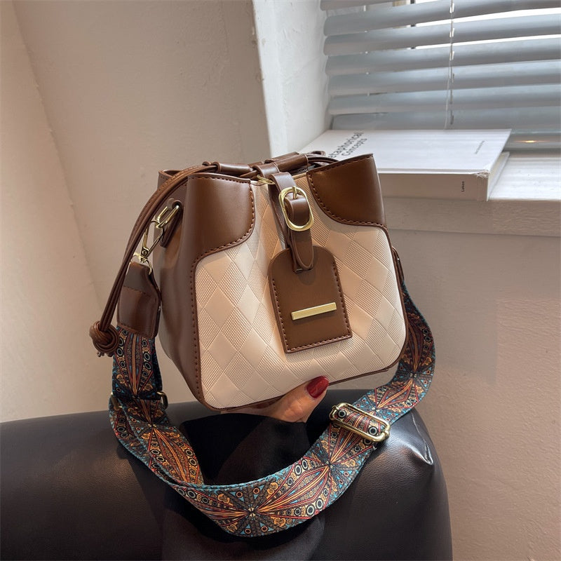 IELGY women's vintage drawstring wide shoulder strap bucket messenger bag