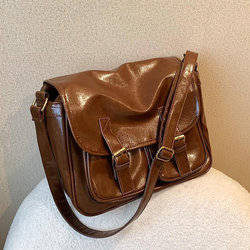IELGY women's british style solid color retro messenger small square bag