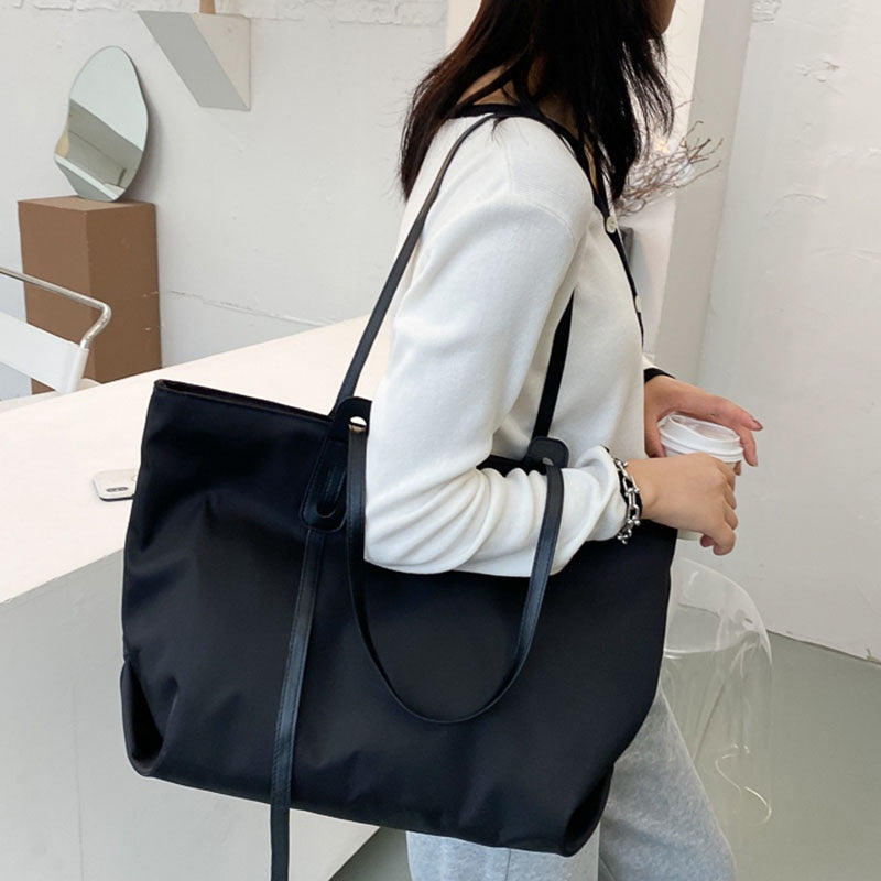 IELGY Women's bag, One shoulder Black Zipper Large capacity Fashion Khaki Double root Large Casual