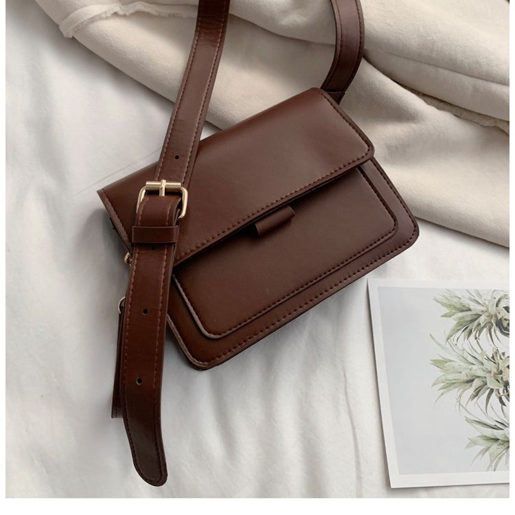 IELGY Chic one shoulder slung retro port wind lady small square bag