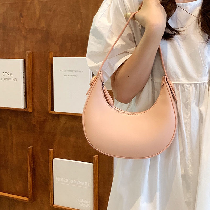 IELGY Women's premium texture fashion crescent underarm bag
