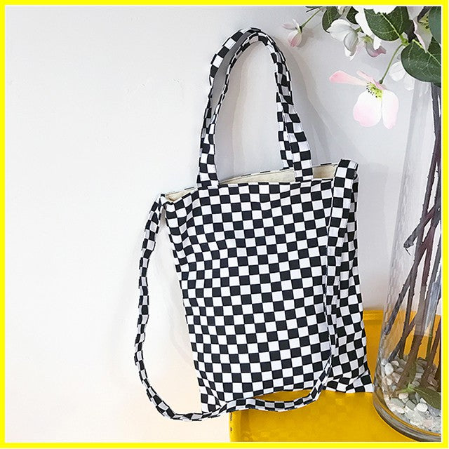 IELGY Black and white checkerboard shoulder bag canvas bag