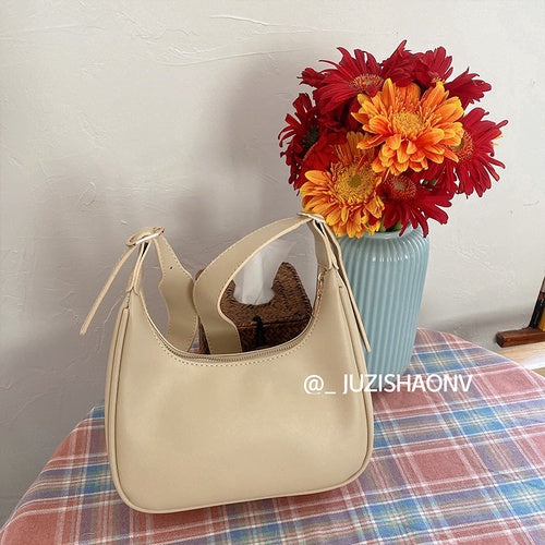 IELGY Baobao female retro armpit medieval bag hand-held crescent Single Shoulder Messenger dumpling baonv Chao