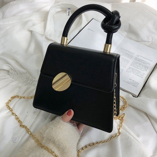 IELGY One-shoulder messenger women bag retro fashion comfortable portable chain small square