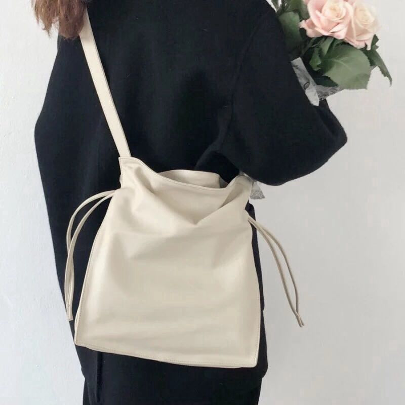 IELGY Solid color drawstring bucket bag shoulder bag big soft pu