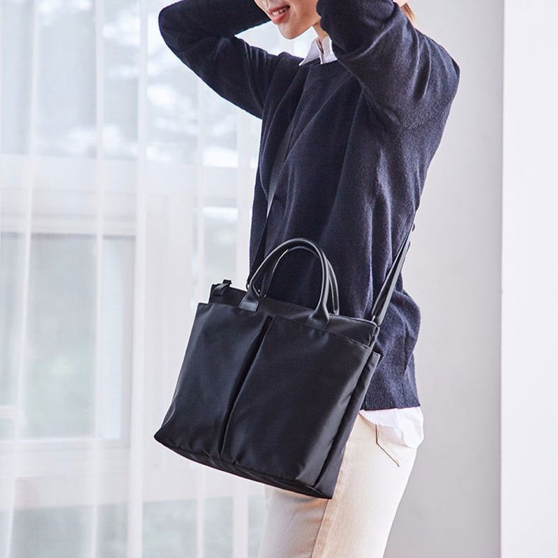 IELGY Korean version of nylon solid color simple temperament pocket diagonal handbag