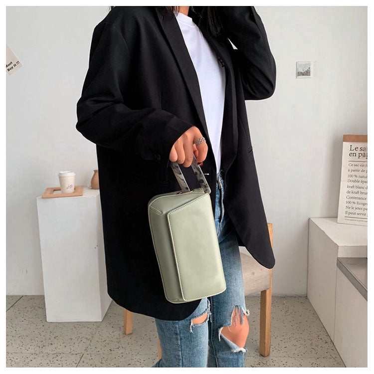 IELGY contrast color is still small and fresh single shoulder small square bag