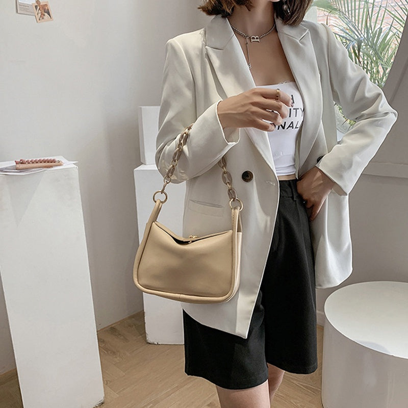 IELGY fashion three-dimensional solid color design sense retro simple chain messenger bag