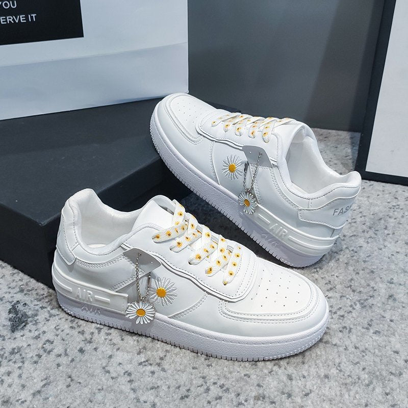 IELGY fashion ladies small daisy breathable port style casual white shoes