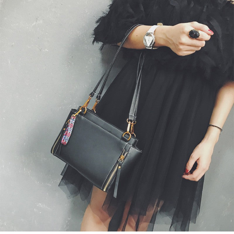Korean bat bag hand bag shoulder bag
