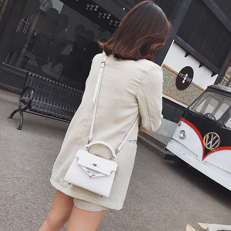 New lock fashion  bag portable Messenger bag Kelly bag