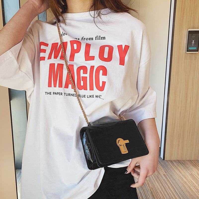 IELGY Crossbody bag Korean version of the wild Messenger bag fashion chain shoulder bag