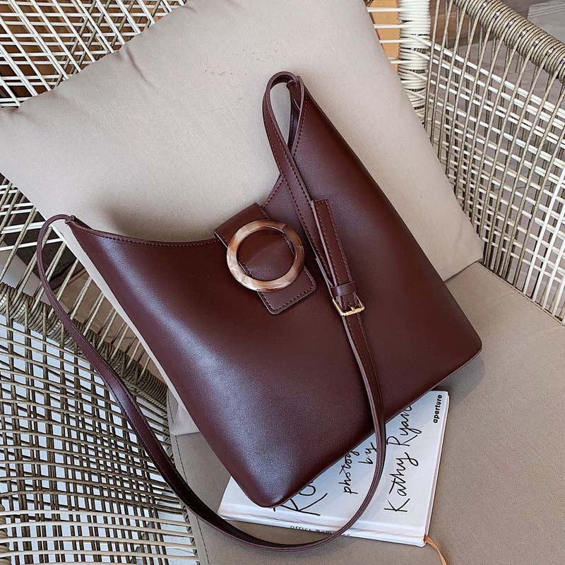 IELGY Classic French underarm bag