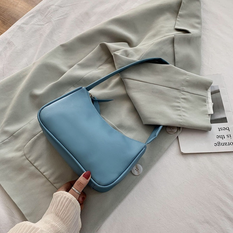 IELGY Women's fashion pure color one-shoulder bag hundred women bag tide.