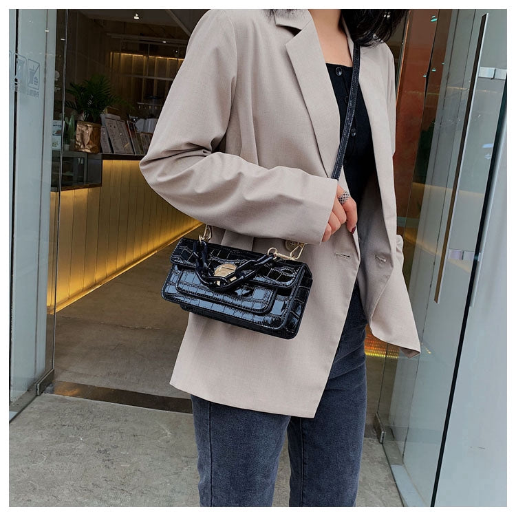 IELGY One-shoulder handbags fashion crocodile pattern wild retro Messenger small square bag female
