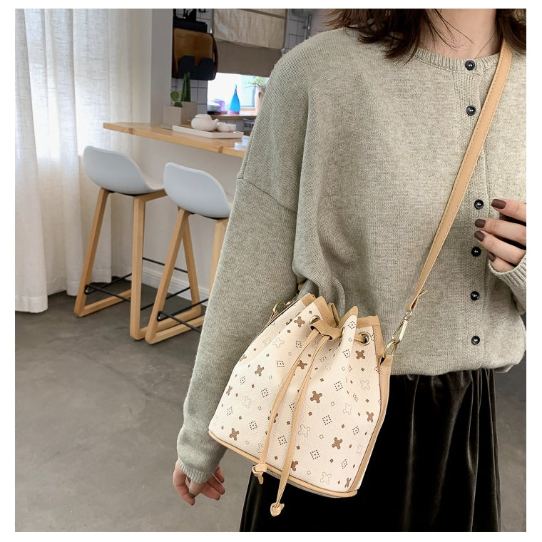 Presbyopic temperament bucket bag Korean version of Joker texture fashion shoulder Messenger bag