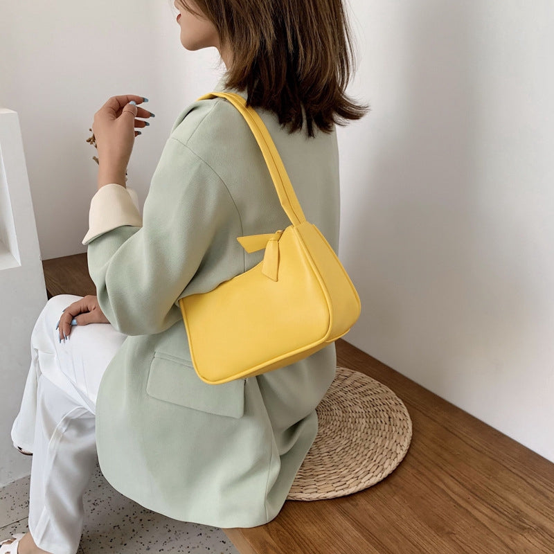 IELGY Women's fashion pure color one-shoulder bag hundred women bag tide.