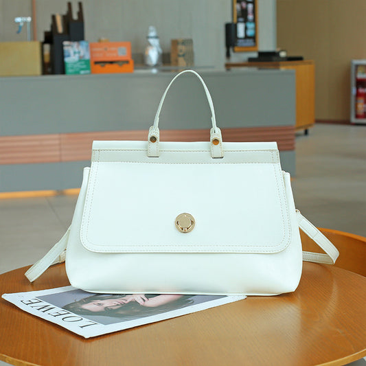 IELGY retro daily commuting large capacity texture messenger messenger bag women