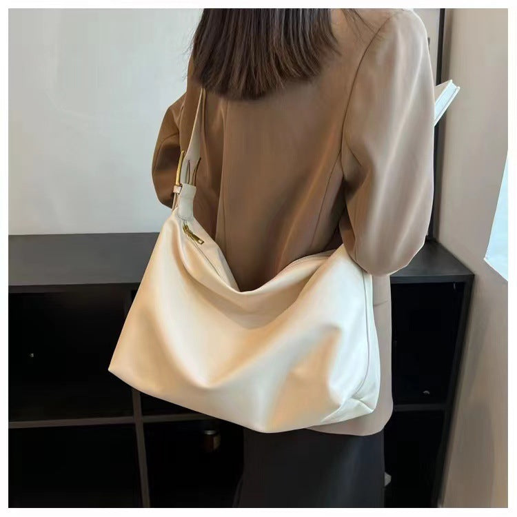 IELGY shoulder Women's bags Korean version Black Casual Large capacity Son and mother Simple handle bag