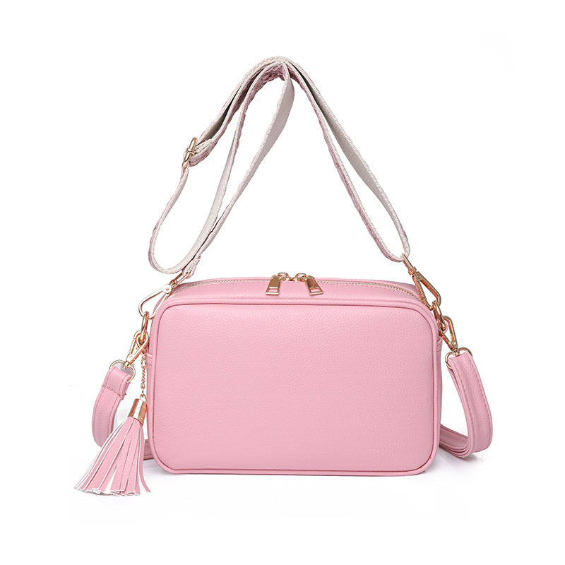 IELGY simple retro solid color messenger bag women with pendant